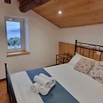 Casa Del Pozzo Apartment *