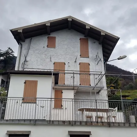 Casa Del Pozzo Appartement Vercana