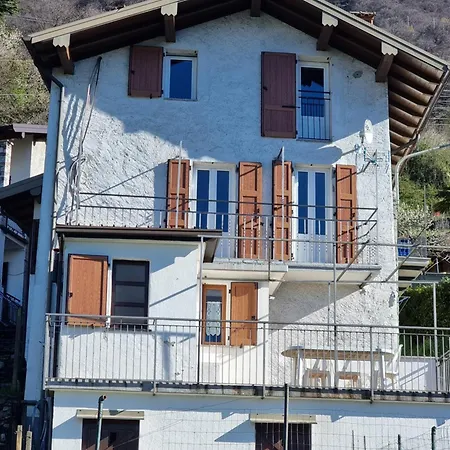 Apartment Casa Del Pozzo Vercana