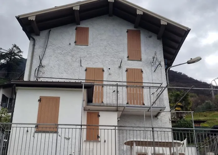 Casa Del Pozzo Апартаменты Веркана