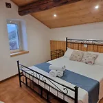 Casa Del Pozzo דירה Vercana