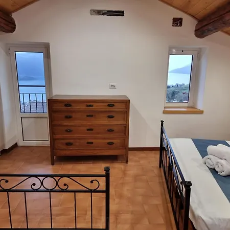 Casa Del Pozzo Vercana